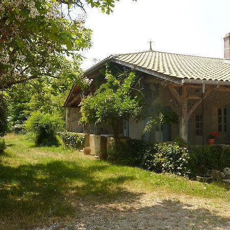 Gite Rural De Caractere Guerin Exterior photo